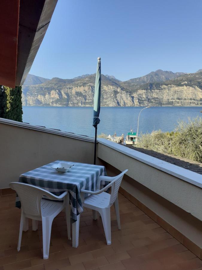 Residence Le Palme Appartamenti Malcesine Exterior photo