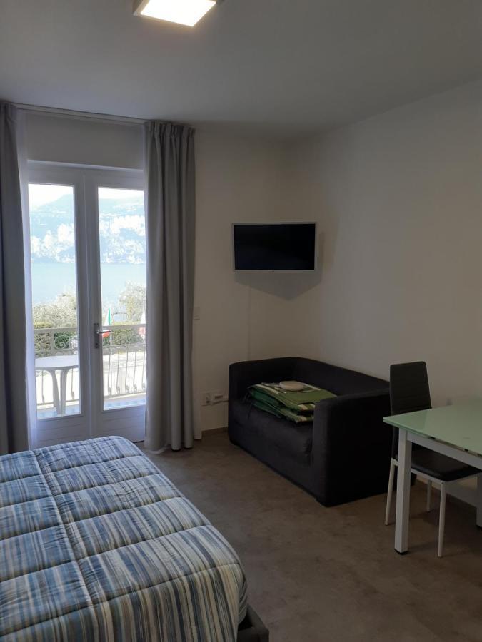 Residence Le Palme Appartamenti Malcesine Exterior photo