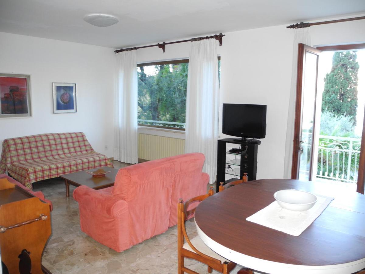 Residence Le Palme Appartamenti Malcesine Exterior photo