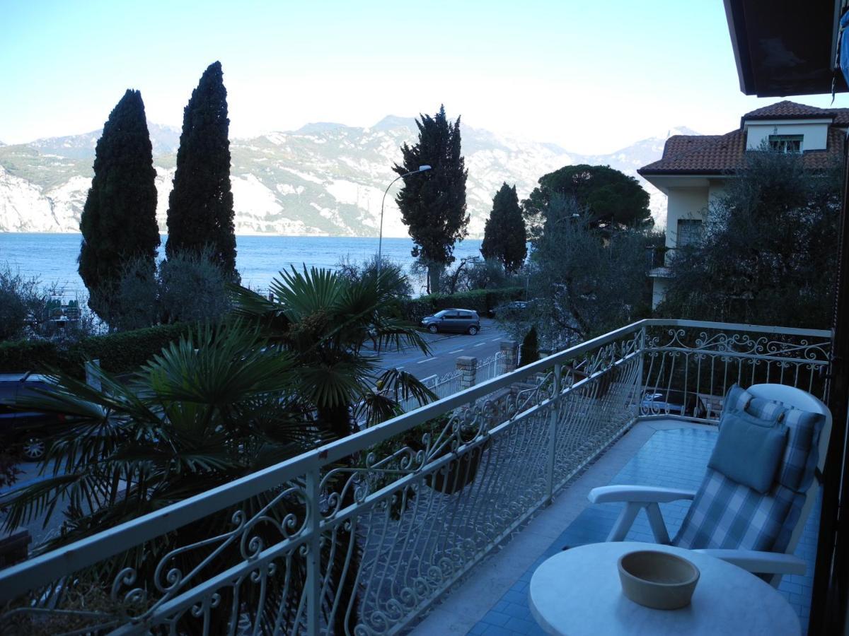 Residence Le Palme Appartamenti Malcesine Exterior photo